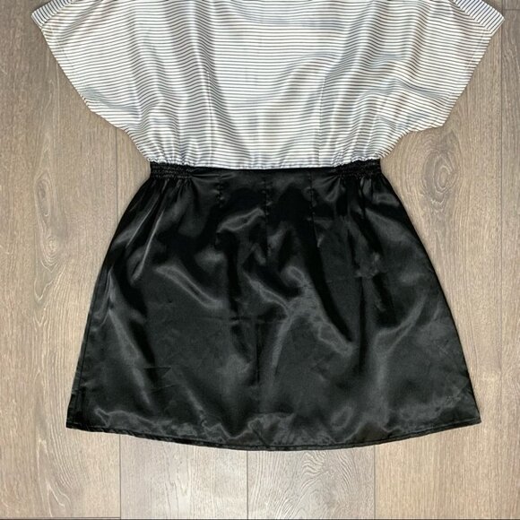 Revolve Mink Pink Women's Satin Mini Dress Stripes Short Sleeve Black White S - Picture 13 of 16